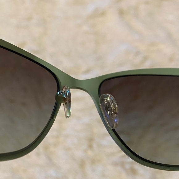 Tory Burch Mint Green Sunglasses - Picture 7 of 8